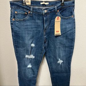 Levi’s Boyfriend Jeans NWT